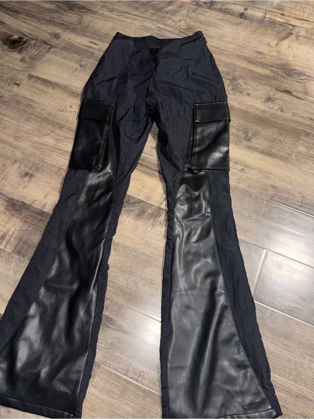 MDV Leather Front Flare Cargo Pants Black 8 NWOT - Picture 4 of 11
